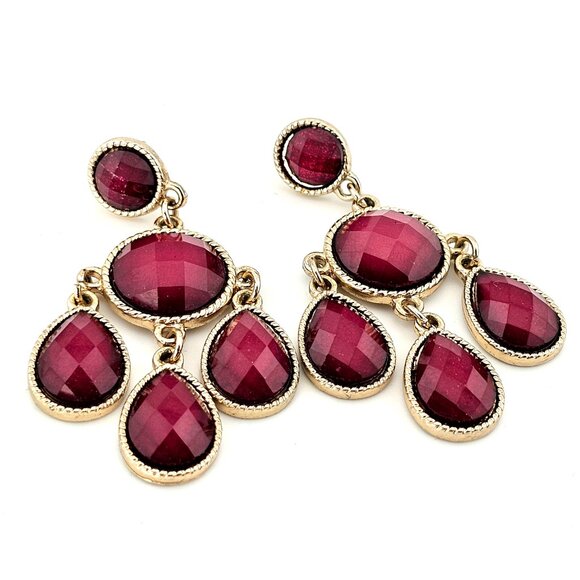 Burgundy Faceted Drop Earrings Gold Tone Teardrop Statement - Picture 2 of 5